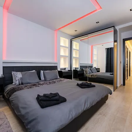 Modern 2 Bedroomed In