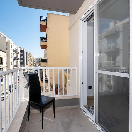 Modern 2 Bedroomed In Apartment