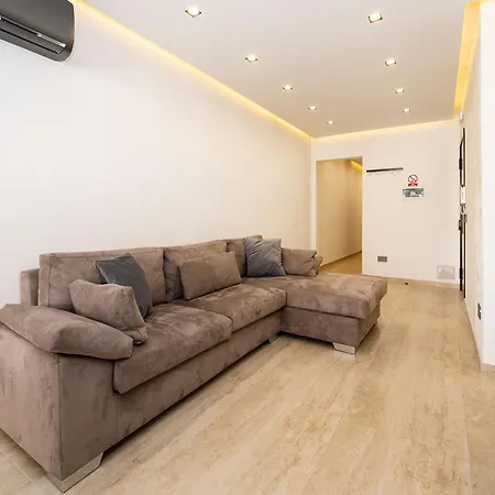 Modern 2 Bedroomed In Apartment